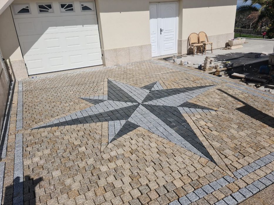 Pavimentações em calçada  (granito) natural