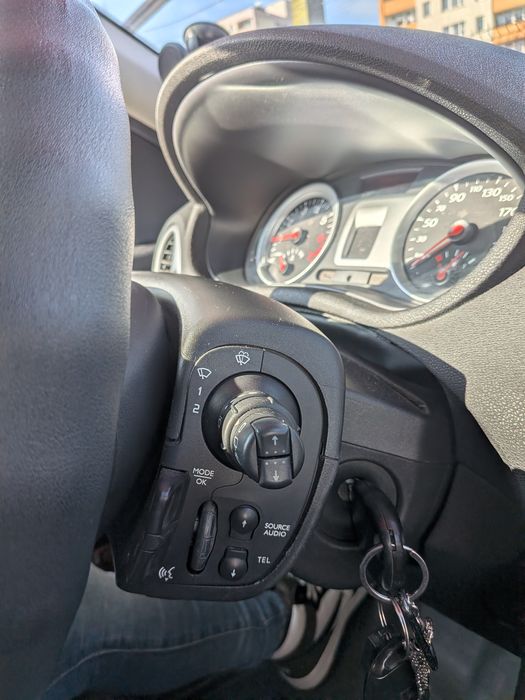 Продам свою Renault Clio 3