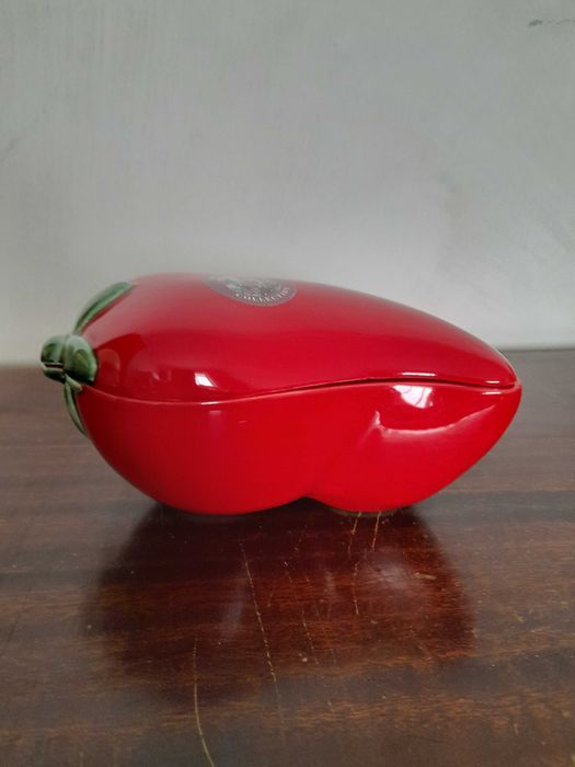 Миска с крышкой для сальсы