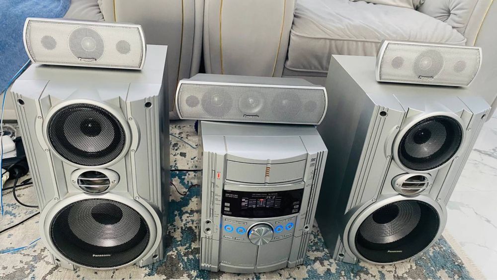 Музичний центр Panasonic SA VK 725 D (як новий)