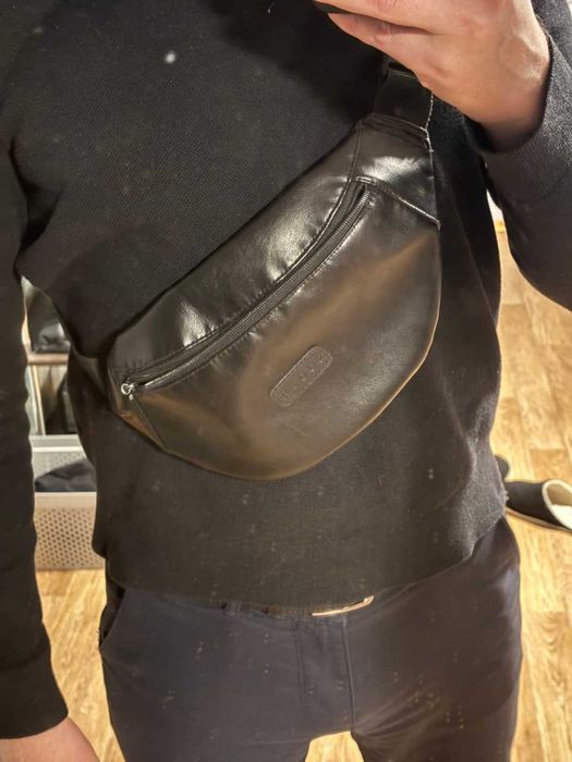 Бананка кожана, як нова