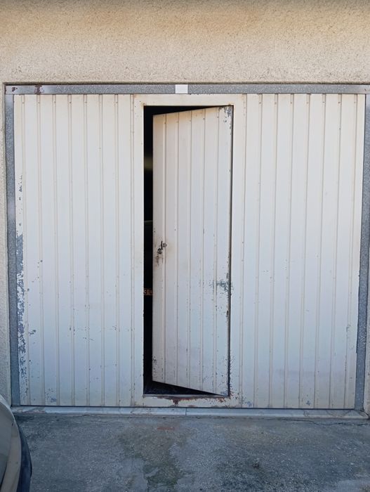 Portão com porta garagem metal