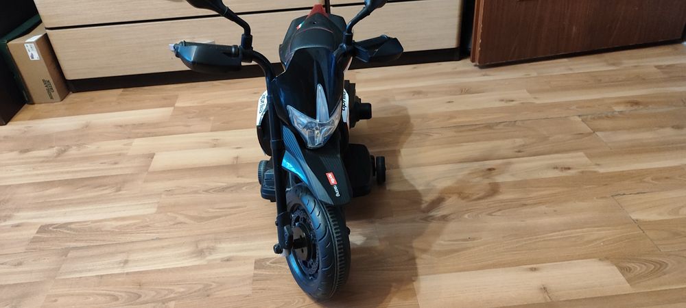 Motocykl na akumulator Aprilia