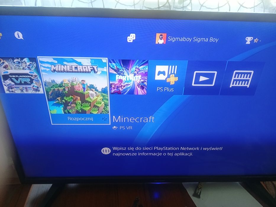 Konsola ps4 Slim plus gry