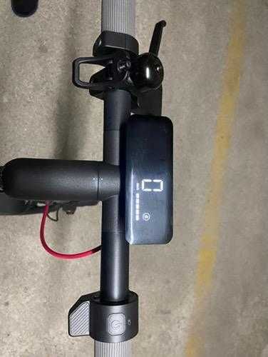 Trotinete elétrica NAVEE em perfeito estado