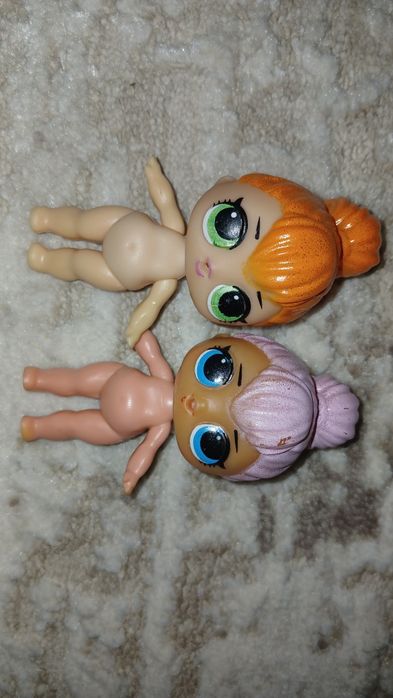 Ляльки LOL та аксесуари.