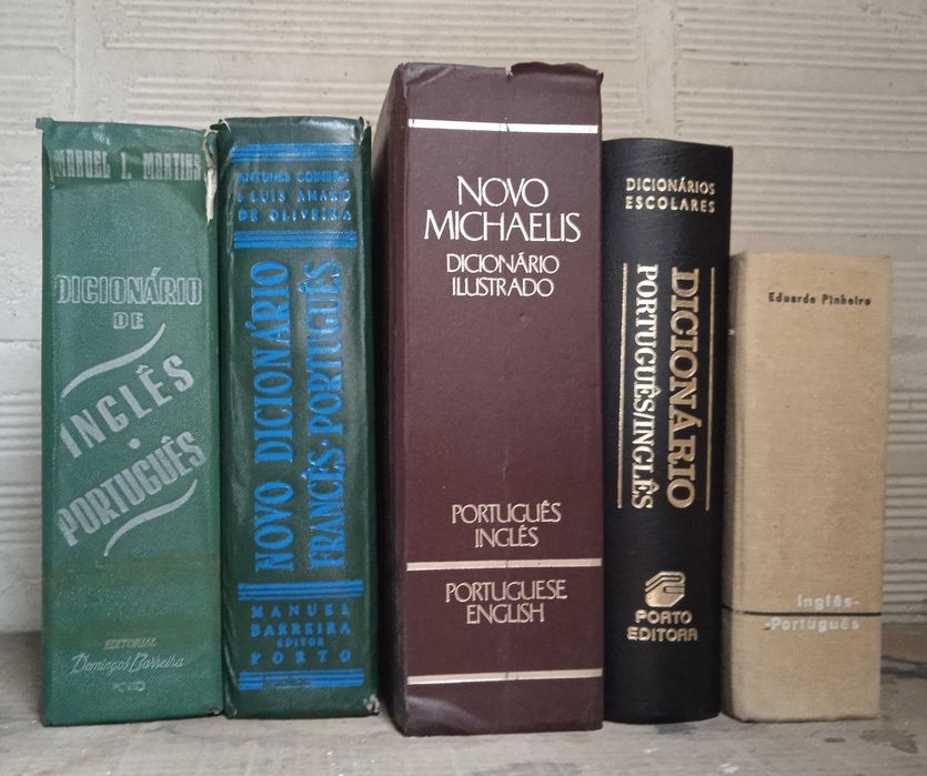 Dicionários diversos