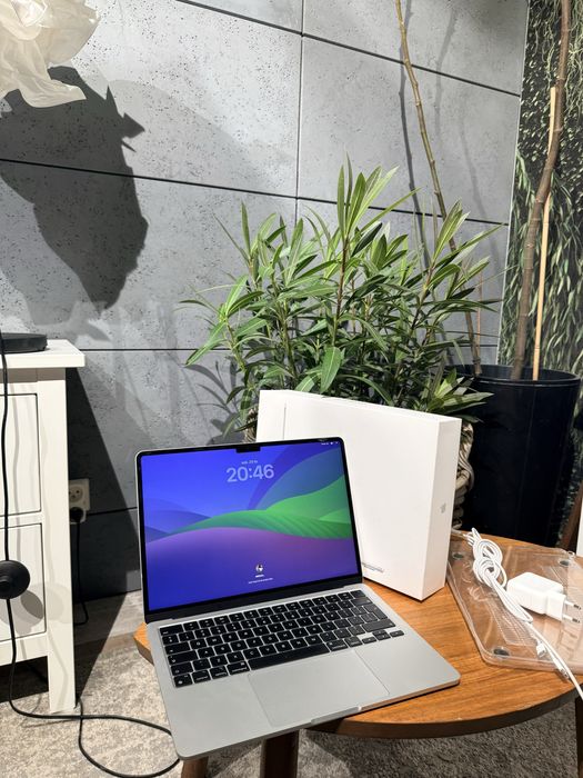 Apple MacBook Air 2024 13,6" M3 16GB RAM 512GB Dysk macOS Srebrny