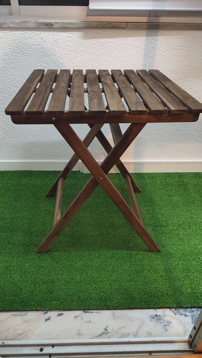 Mesa de madeira dobrável (IKEA)