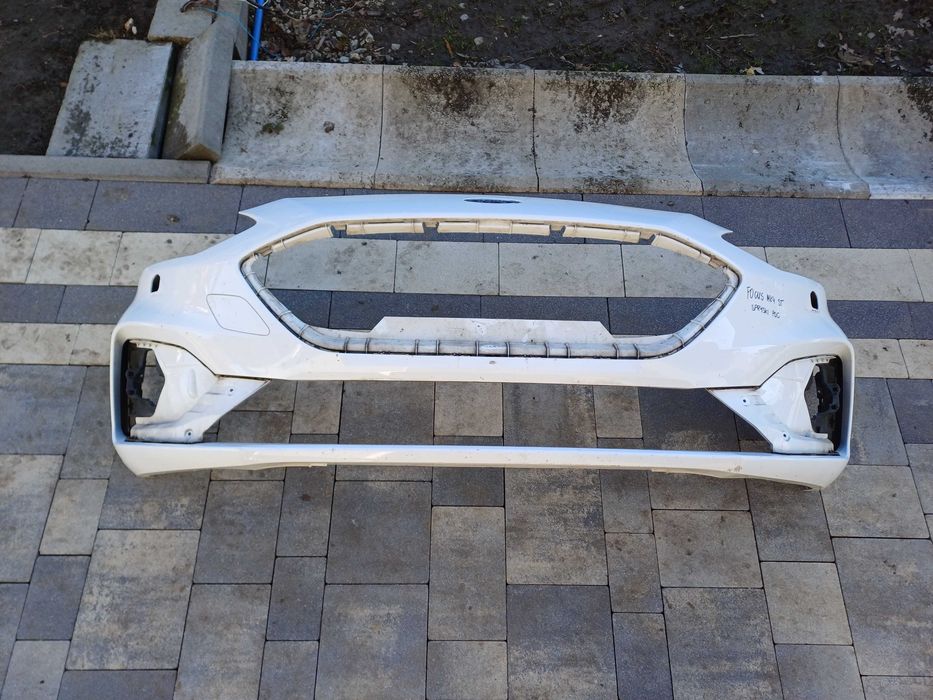 Zderzak przedni Ford Focus MK4 st model jx7b-17757-s rok 2018-