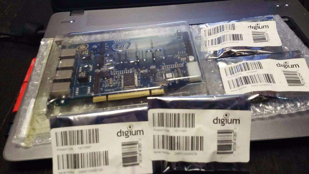 VOIP: Placa DIGIUM - TDM 1TDM411BF+2x(1S110MF)+2(1X100MF