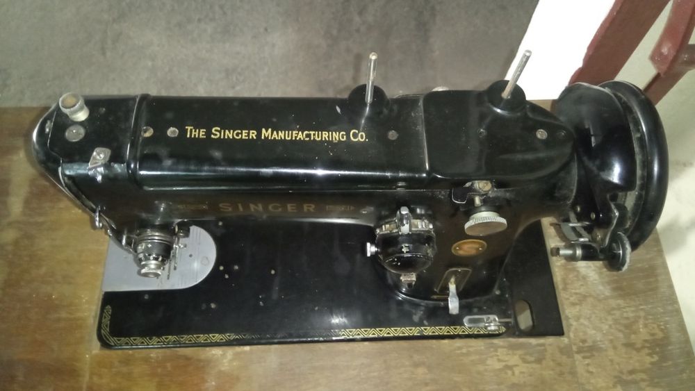 Máquina de costura Singer