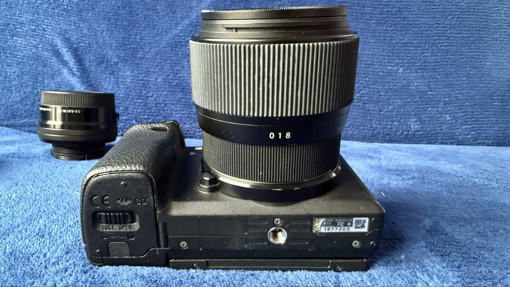 Aparat Sony A6300 + Sigma 55mm f/1.4