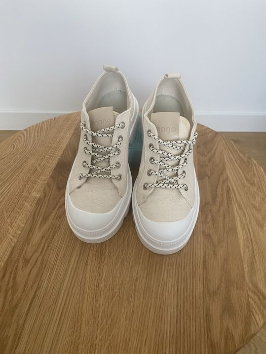 Damskie sneakersy Mono