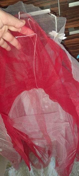 Сукня  на випускний в садочок ,  не дорого на 4-5 років дівчинці худен