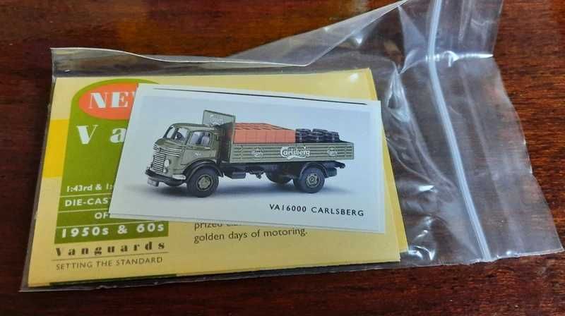 miniatura Vanguards Commer dropside VAI6000 Calsberg da Lledo