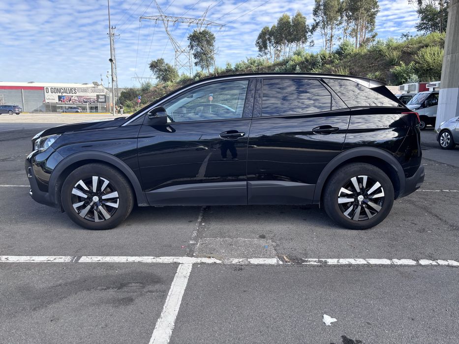Peugeot 3008 1.5 BlueHDi 130 S&S EAT8 Active Business — photo 5