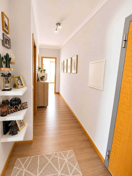ANDAR T2 COM TERRAÇO DE 130 m² EM SÃO PEDRO DA COVA