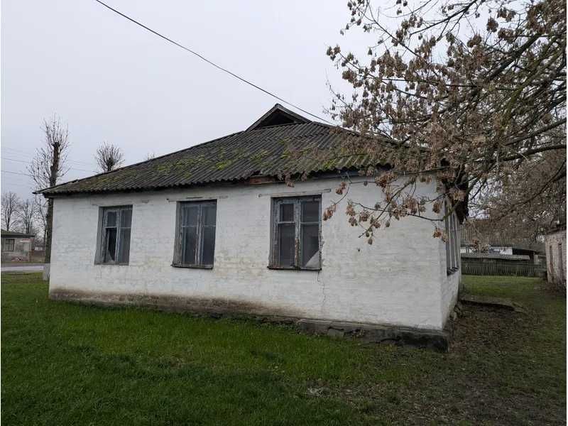 ПРОДАЖ - нежитлової будівлі, площею 110,3 кв.м. с. Великі Кринки