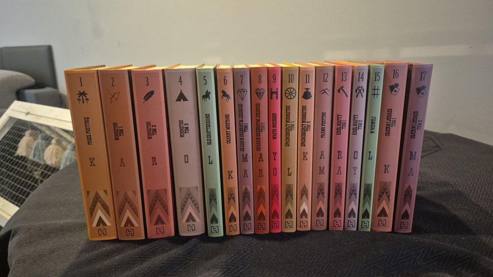 Karol May 17 tomów