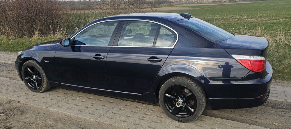 Bmw  e60 2007r 523i