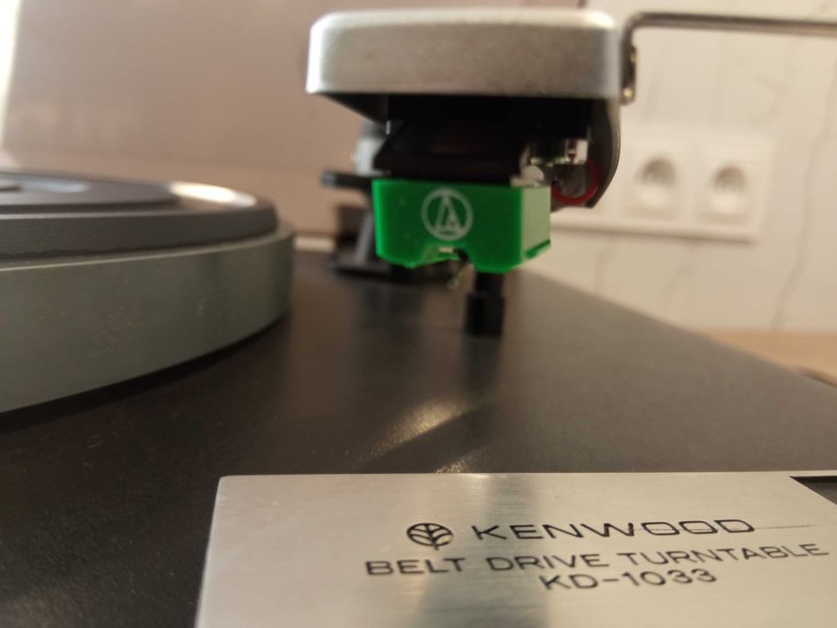 Gramofon KENWOOD KD-1033