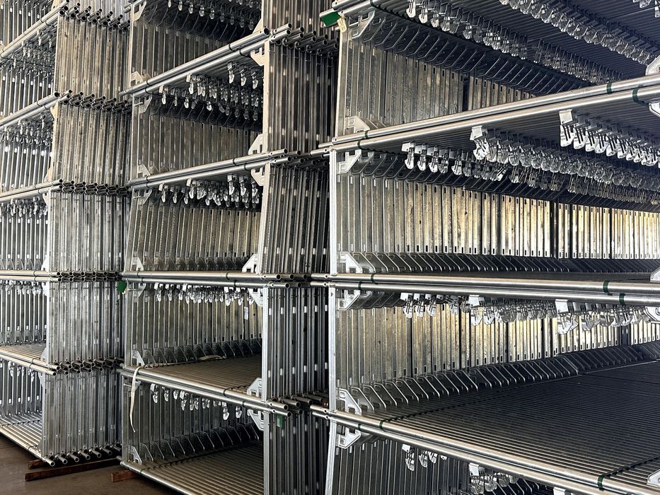 Rusztowanie klinowe fasadowe 73 - 77 m2 baumann altrad