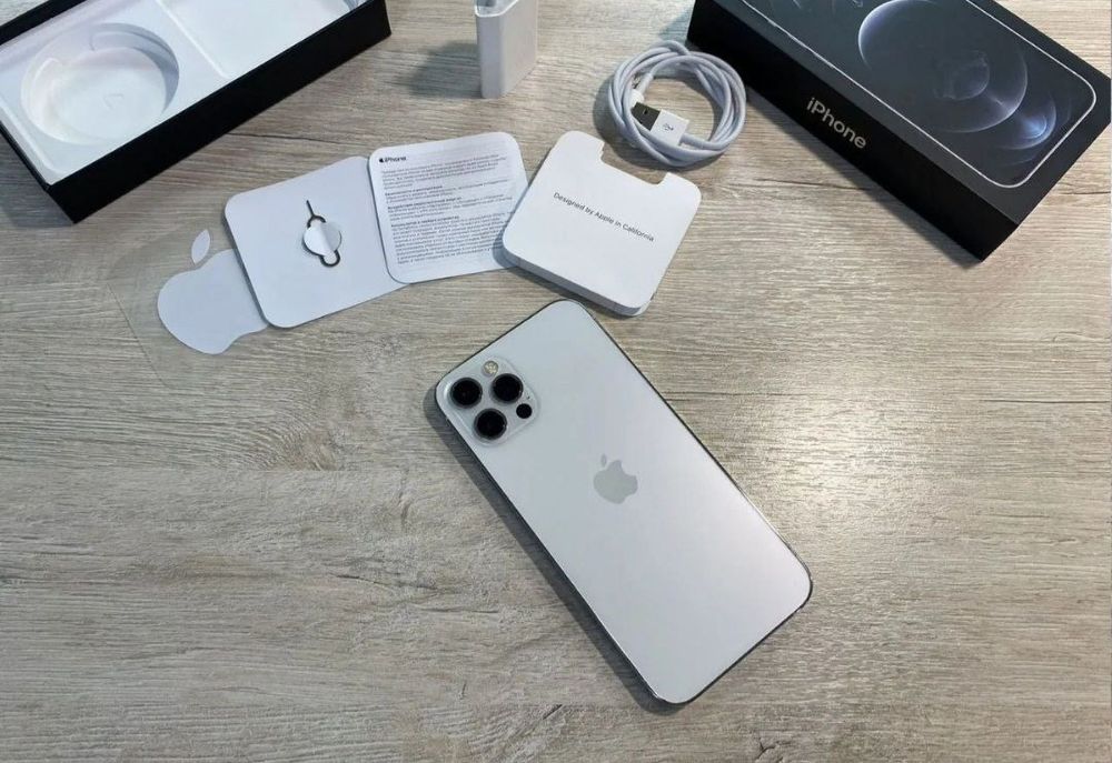 Iphone 12 Pro 256gb ідеальний стан 94% батарея