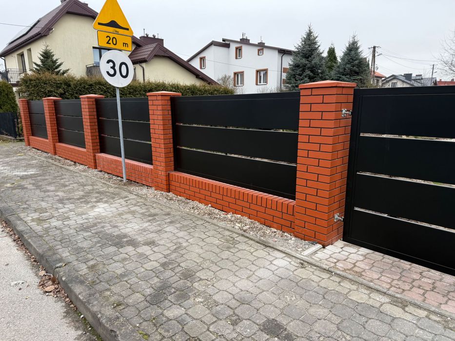 OGRODZENIE PALISADOWE PALISADA Ogrodzenie panelowe grzebieniowe słupek