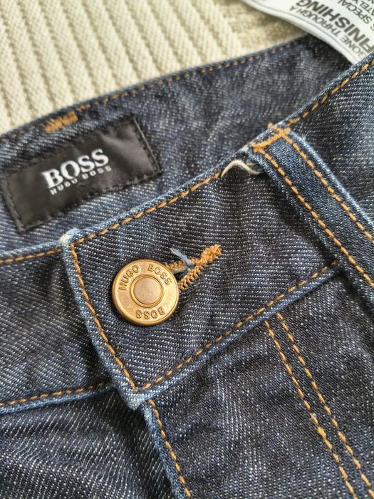 Spodnie jeansowe Hugo Boss  31/34 stretch