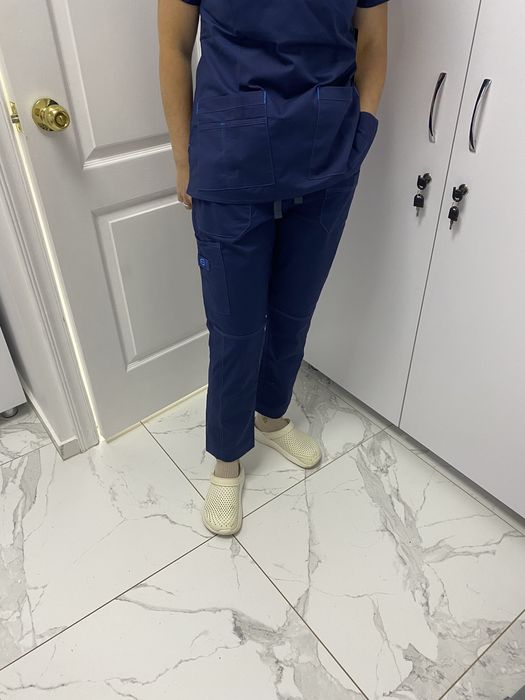 Медичний костюм жіночий