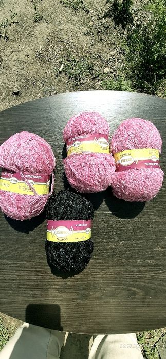 Продам нитки для в'язання