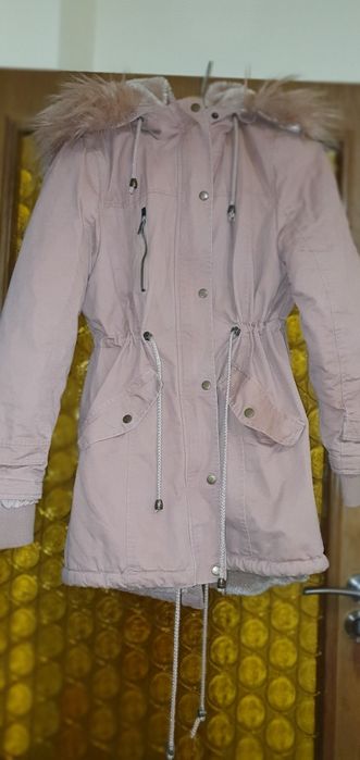 Ocieplana kurtka z kapturem