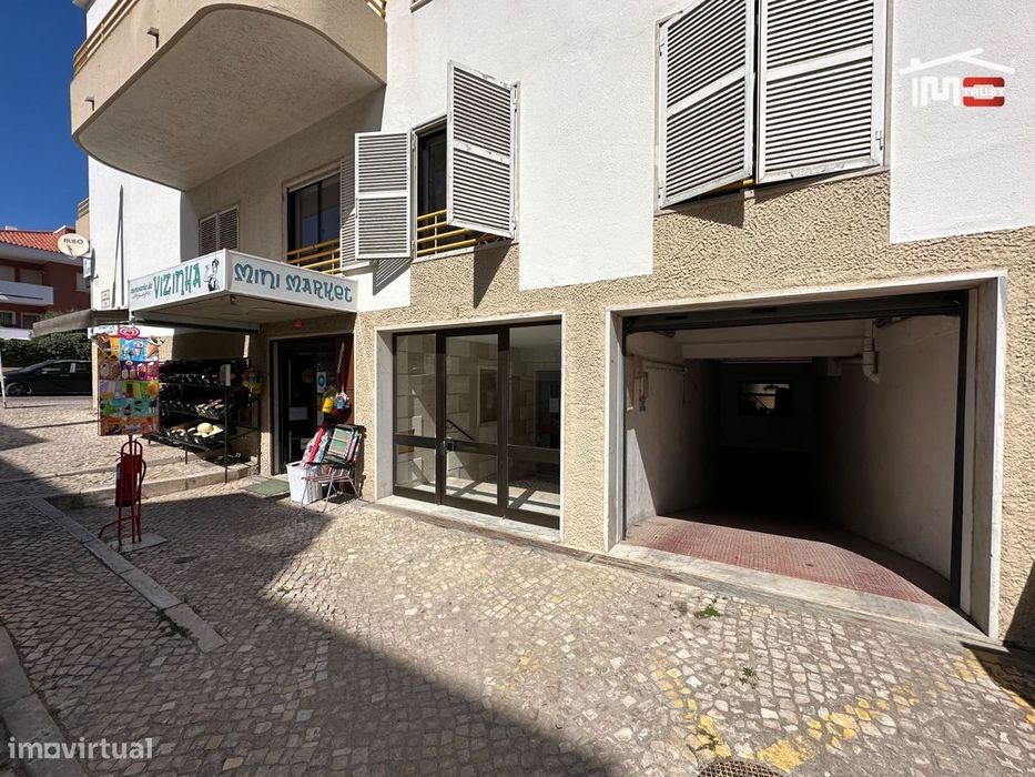 Garagem Box - a 50 metros da praia - Costa da Caparica