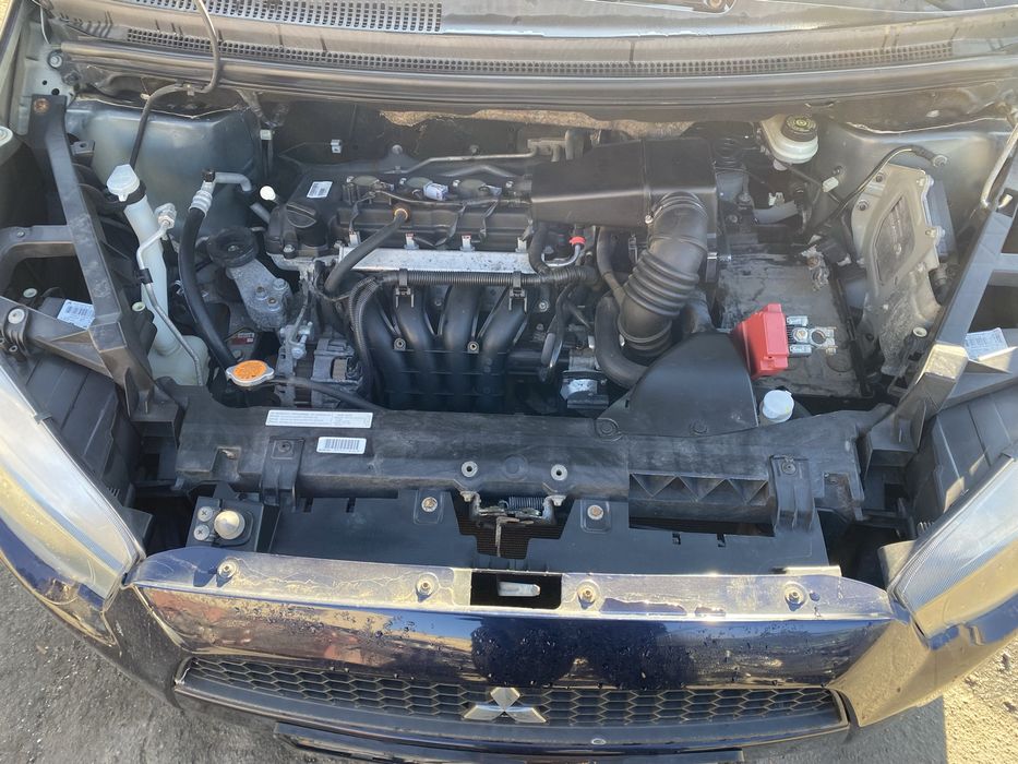 Разборка Mitsubishi Colt 9 Z30 2008-2012 год капот крыло фара дверь