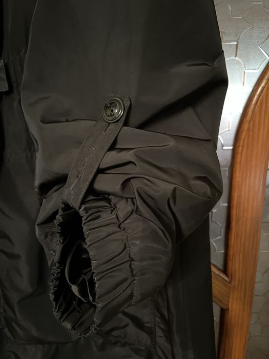 Плащ, вітровка, куртка осіння