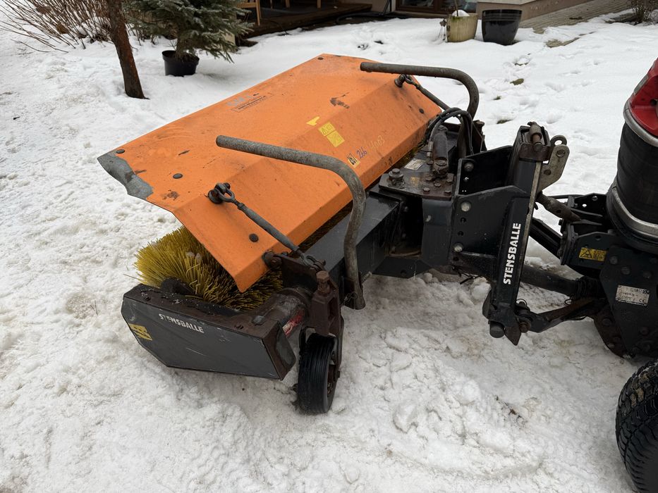 Zamiatarka GMR Stensballe FF1300 solidna na WOM hydrayliczny obrót 225kg
