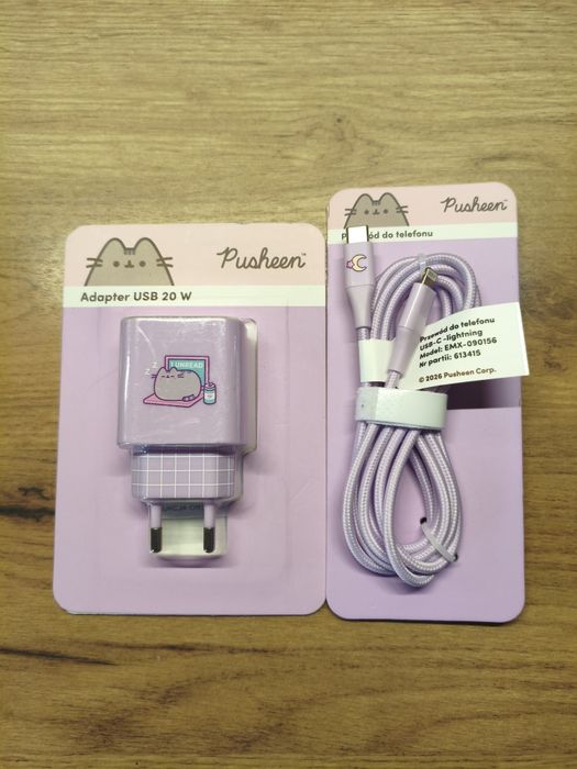 Zestaw Ładowarka i kabel do iPhone Pusheen różowa