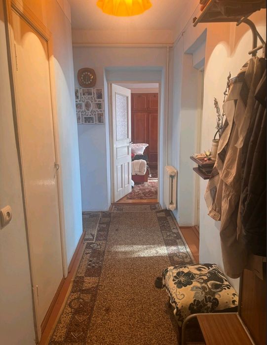 Продаж 3х кімн кварт 4/4 Чернівці вул.Заводська Садгора