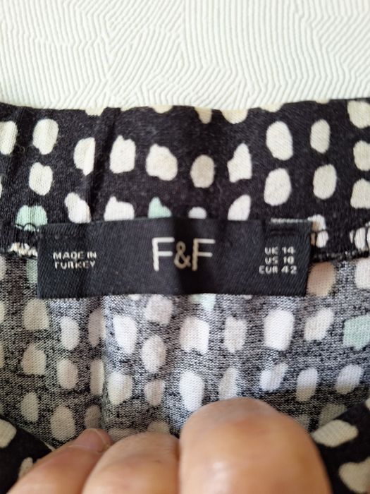 Spódnica F&F  40 L czarna białe zielone centki