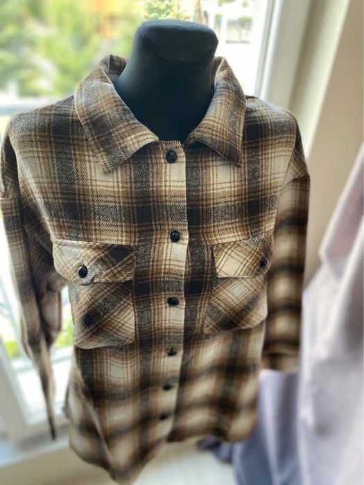 Koszula damska długi rękaww kratę ciepła rozmiarsą dwa rozmiary S i XL