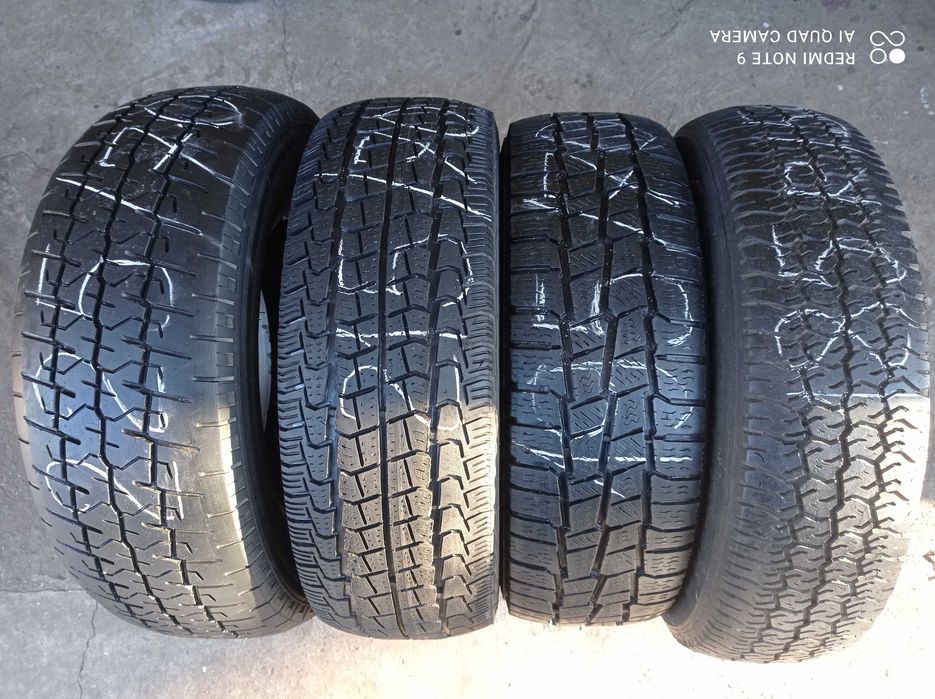 Резина б.у.  R 15 C . Глуб. пр-ра 5- 6-8 мм. Распаровка. Непарные.