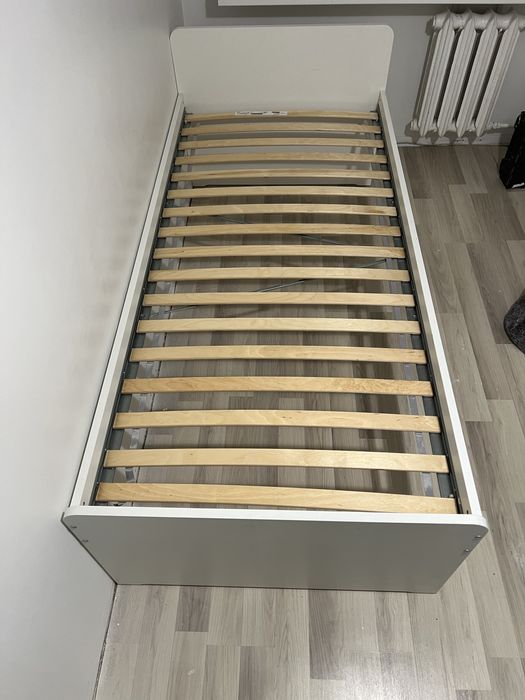 Łóżko jednoosobowe 90x200