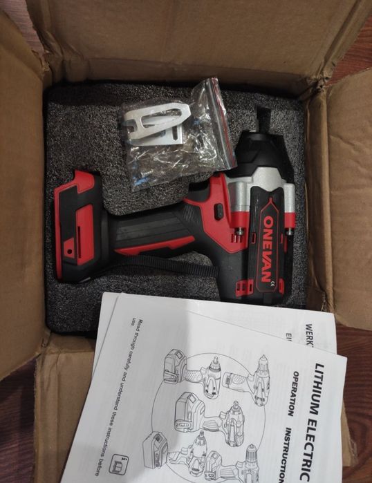 Ударний гайковерт OneVan 2800H/m