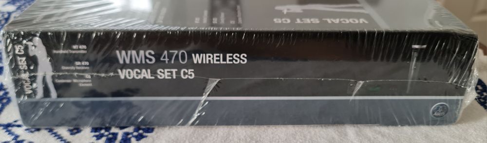 AKG WMS470 C5 Vocal Set BD8-50MW Wireless Microphone System