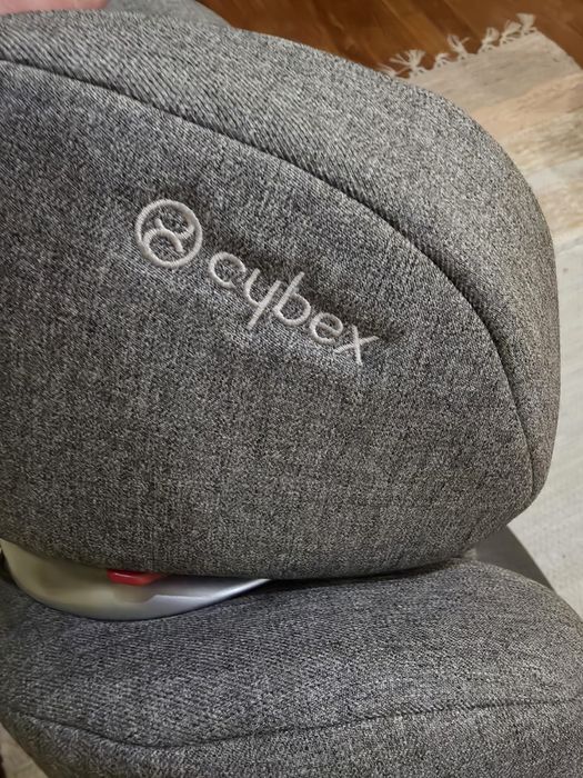 Cadeira auto da marca Cybex, modelo Solution Q3-fix plus, cor: Manhattan Grey-mid grey (Cinza Manhattan), grupo: 2/3 (para crianças de 15 a 36 kg)