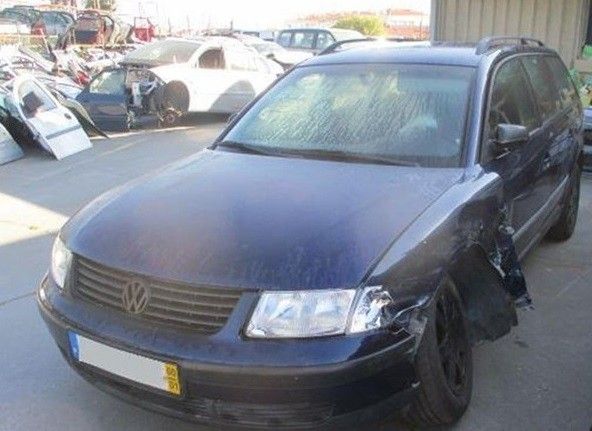 VW PASSAT (3B) 1.6I DE 2000 DISPONÍVEL PARA PEÇAS