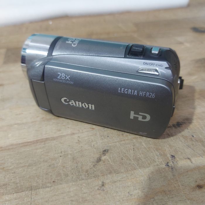 Відеокамера Canon HF R26