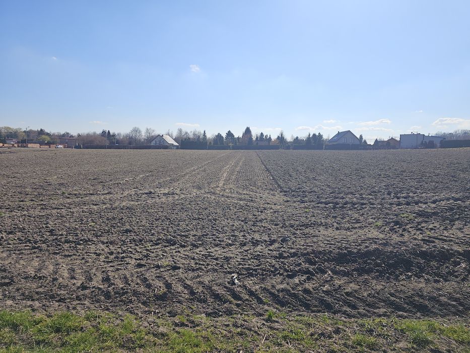 Działka budowlana 10 838 m² Orzech – pod inwestycję lub budowę domu