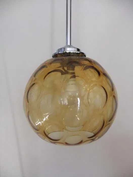 Candeeiro de teto antigo globo vidro castanho